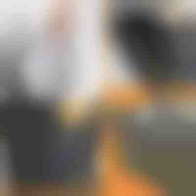 Uchwyt na akcesoria z kieszeniami | LIVIPOCKET